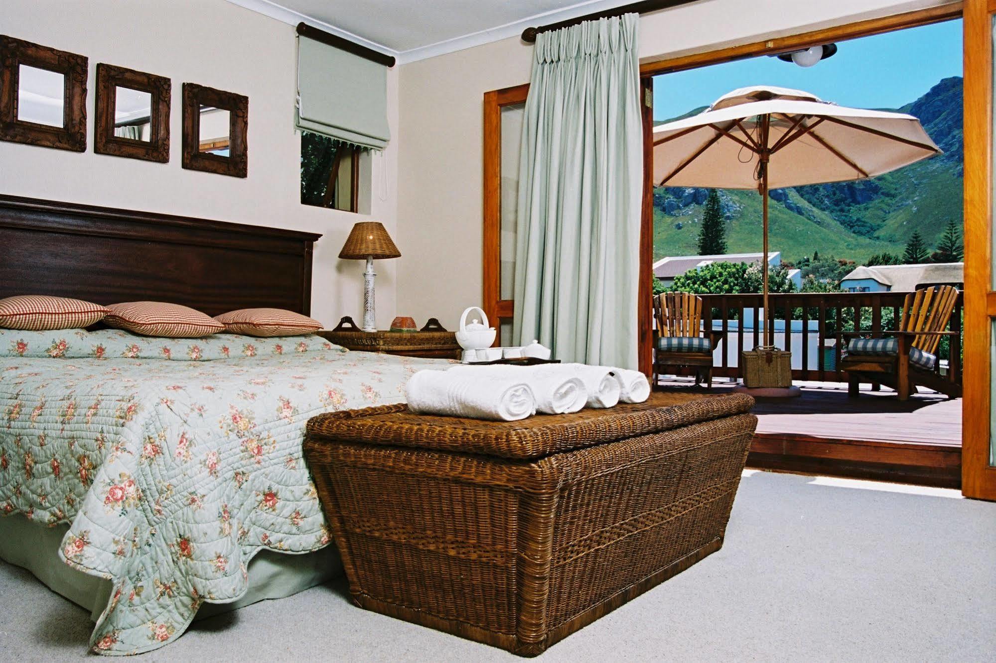 Lavender Manor Guest Lodge Hermanus Exterior foto